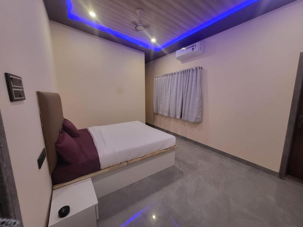 Вилла Nazrana 2Bhk Лонавала Экстерьер фото